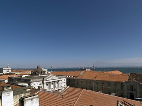 Feels Like Home Chiado Prime Suites