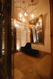 Flora Chiado Apartments
