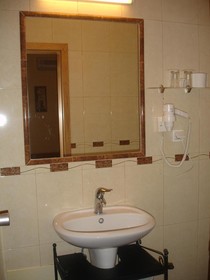 Grande Pensão Residencial Alcobia