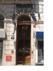 Grande Pensão Residencial Alcobia