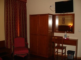 Grande Pensão Residencial Alcobia