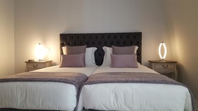 Grande Pensão Residencial Alcobia