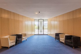 Holiday Inn Express Lisbon Airport