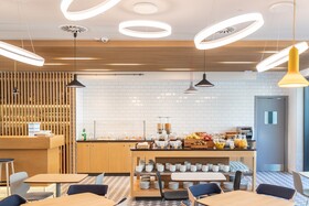 Holiday Inn Express Lisbon - Plaza Saldanha