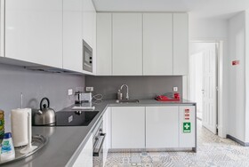 Home Out Rooms & Apartments