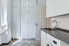 Home Out Rooms & Apartments