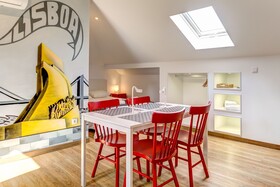 Home Out Rooms & Apartments