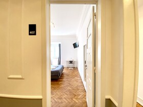 Home Out Rooms & Apartments