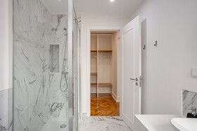 Home Out Rooms & Apartments