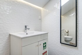 Home Out Rooms & Apartments