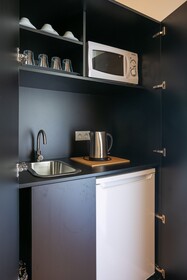 Home Out Rooms & Apartments