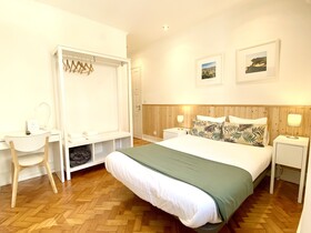 Home Out Rooms & Apartments