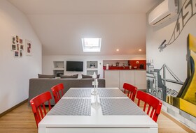 Home Out Rooms & Apartments