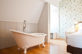 Lisboa Carmo Hotel