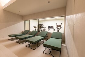 Luster Hotel