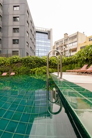 Luster Hotel