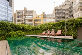 Luster Hotel