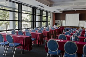 VIP Executive Art’s Hotel