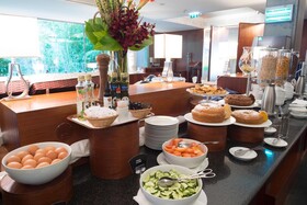 VIP Executive Art’s Hotel