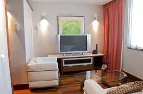 VIP Executive Art’s Hotel
