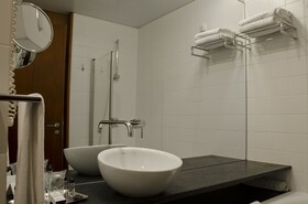 VIP Executive Art’s Hotel
