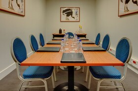 VIP Executive Art’s Hotel