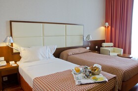 VIP Executive Art’s Hotel