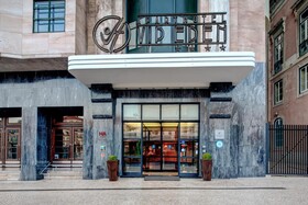 VIP Executive Éden Aparthotel