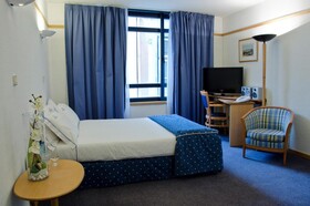 VIP Executive Éden Aparthotel