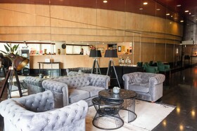 VIP Executive Éden Aparthotel