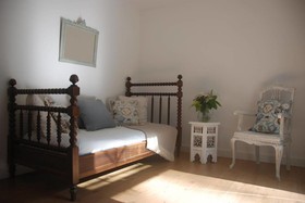 Sintra Center Guest House