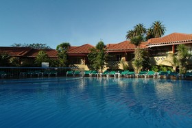 Pestana Village Garden Hotel