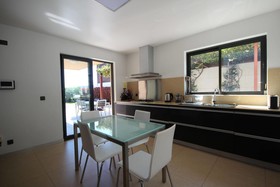 Villa Vitoria by MHM