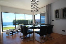 Villa Vitoria by MHM