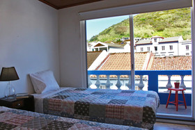 Porto Pim Guest House