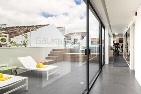 Casa da Galeria - Azores Art of Hosting