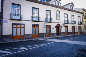 Hotel dos Camoes