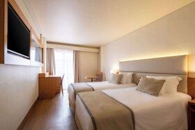 The Azoriani Boutique, Ascend Hotel Collection