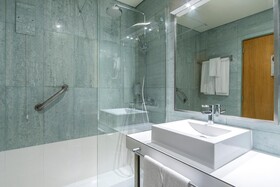 The Azoriani Boutique, Ascend Hotel Collection