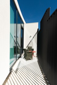 Grapple Hotel