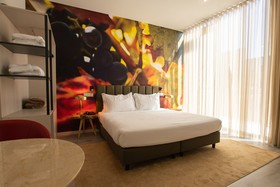 Grapple Hotel