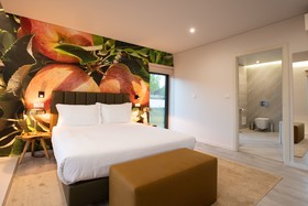 Grapple Hotel