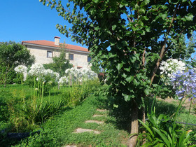 Bernardes House
