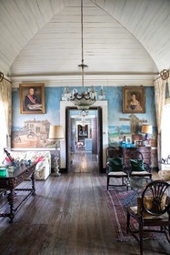 Casa de Sezim