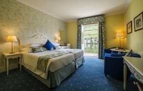 Vintage House Hotel