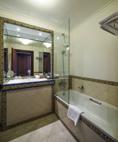 Vintage House Hotel