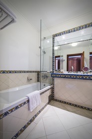 Vintage House Hotel