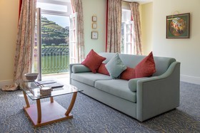 Vintage House Hotel