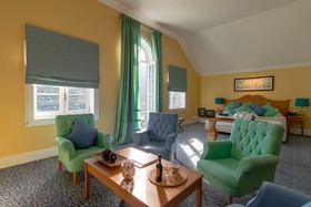Vintage House Hotel