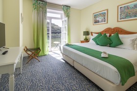 Vintage House Hotel